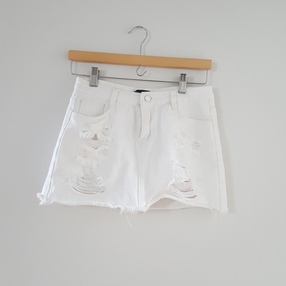 💙SOLD💙White skirts